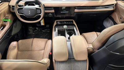 2027 Lincoln Navigator Black Label