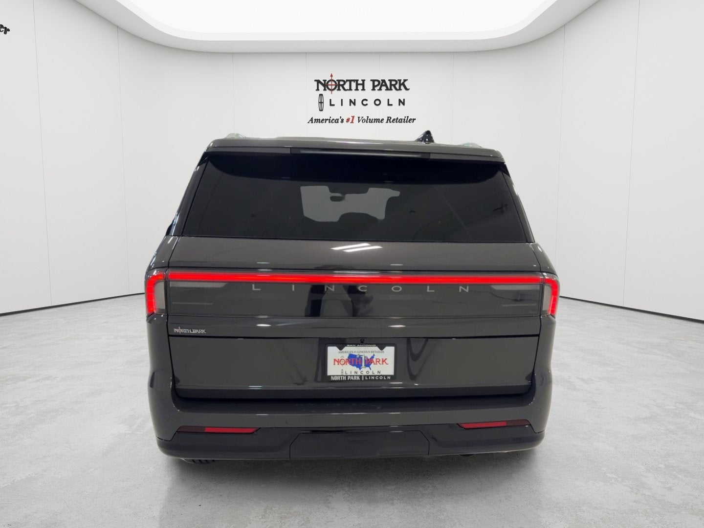 2027 Lincoln Navigator Black Label