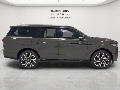 2027 Lincoln Navigator Black Label