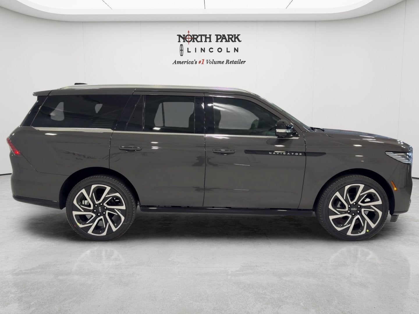 2027 Lincoln Navigator Black Label