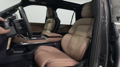 2027 Lincoln Navigator Black Label