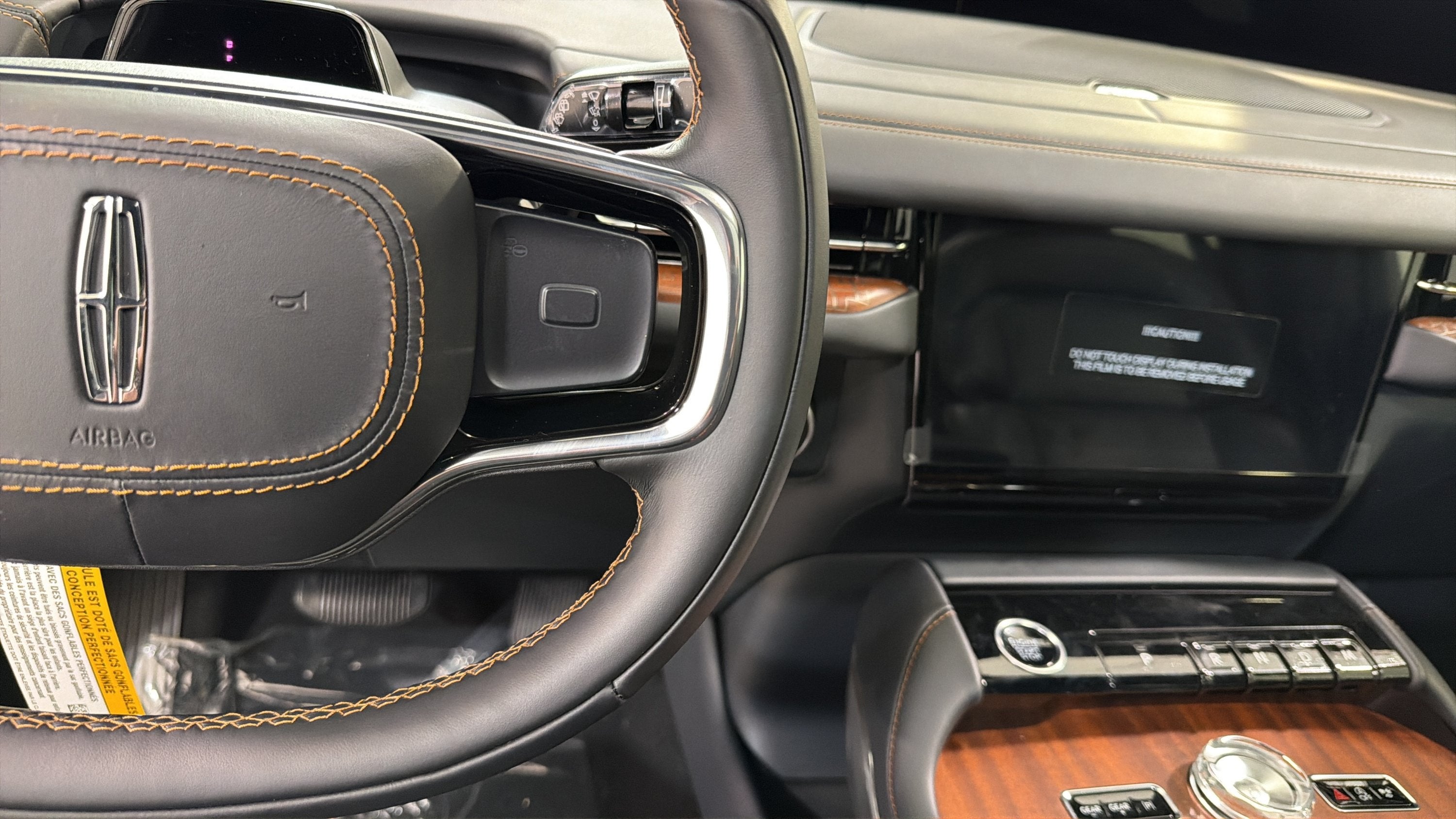 2027 Lincoln Navigator Black Label
