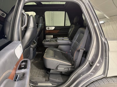 2023 Lincoln Navigator Black Label