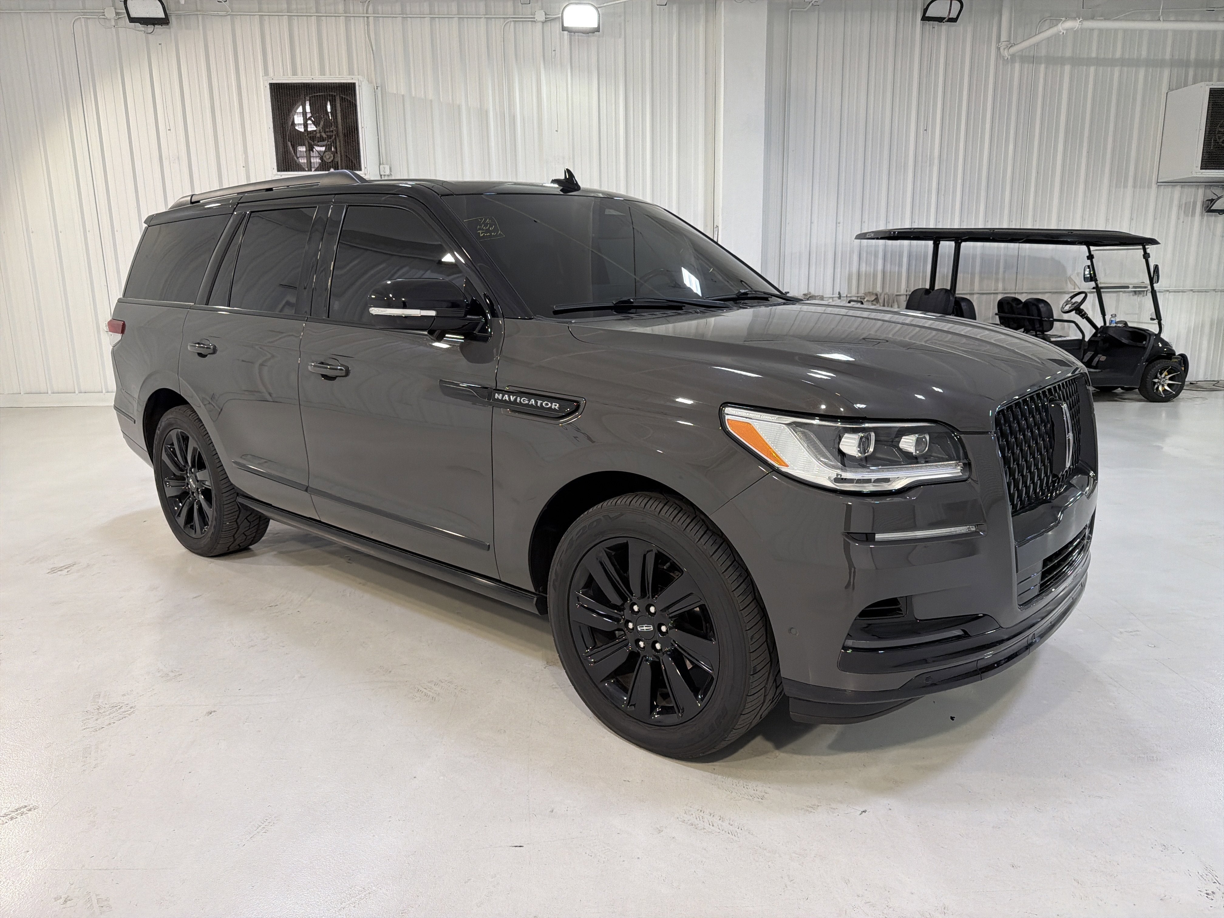 2023 Lincoln Navigator Black Label