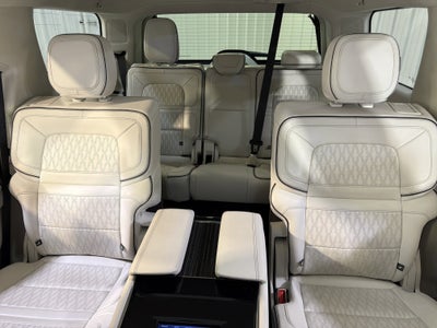 2023 Lincoln Navigator Black Label