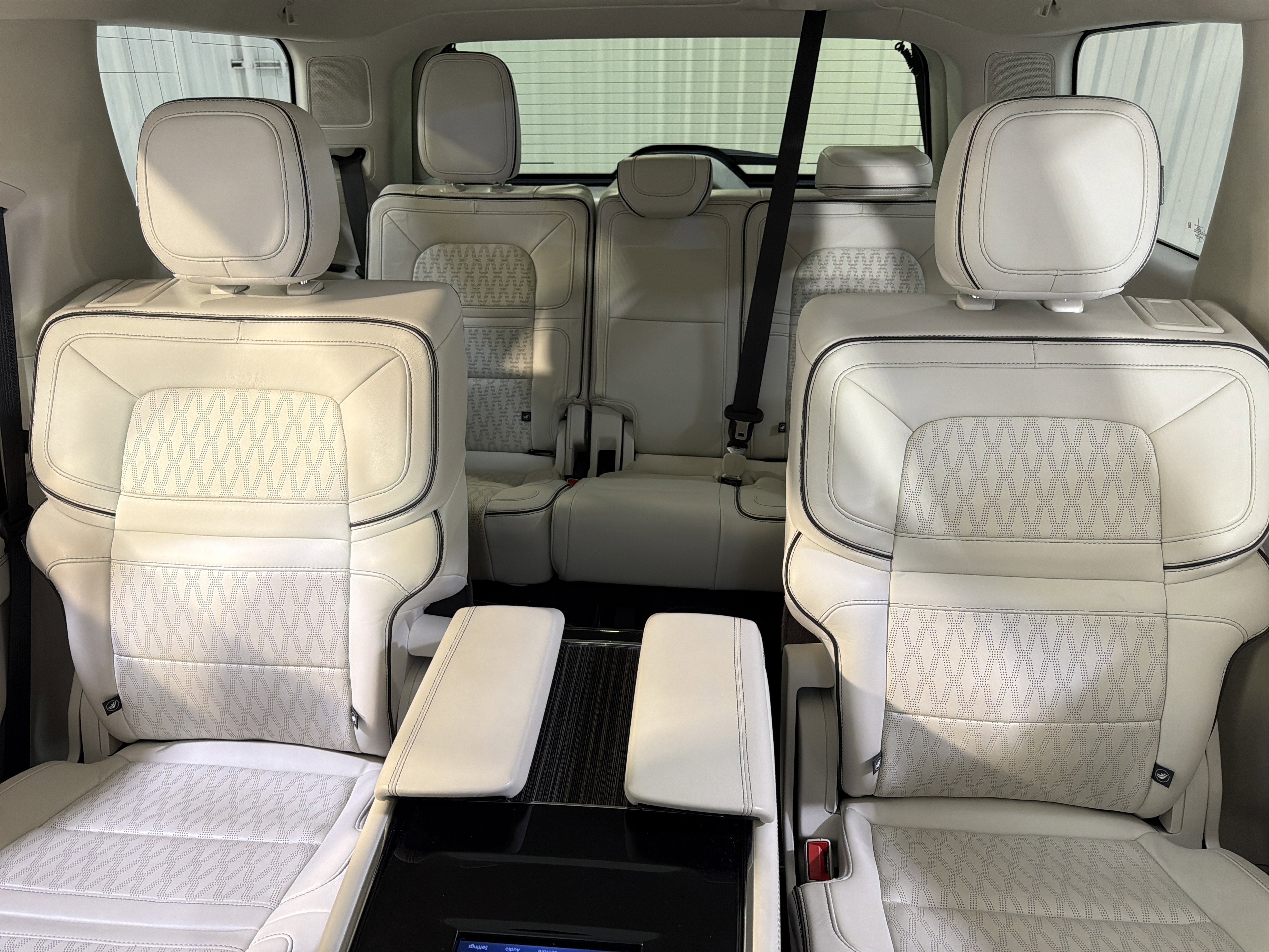 2023 Lincoln Navigator Black Label