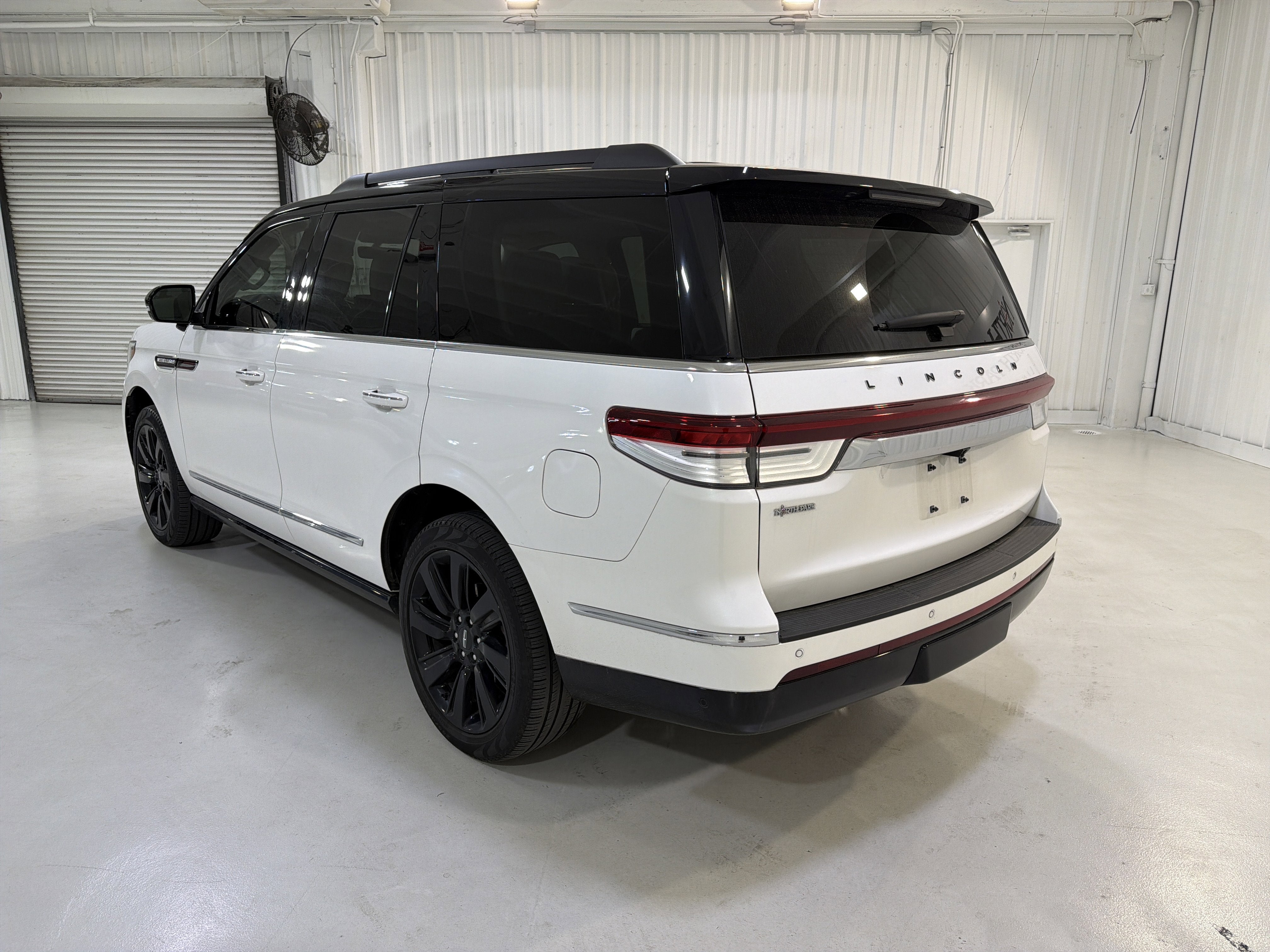 2023 Lincoln Navigator Black Label