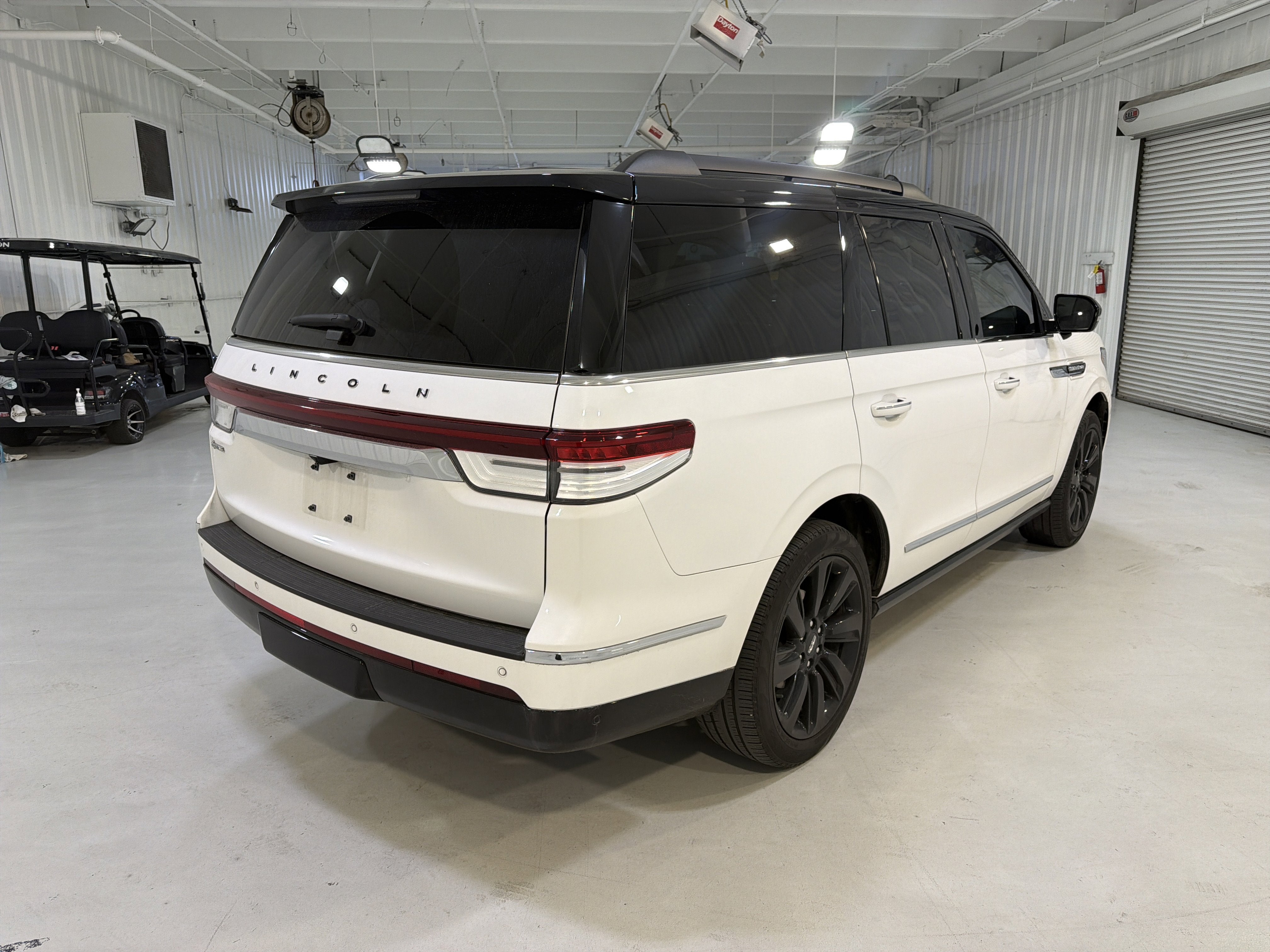 2023 Lincoln Navigator Black Label