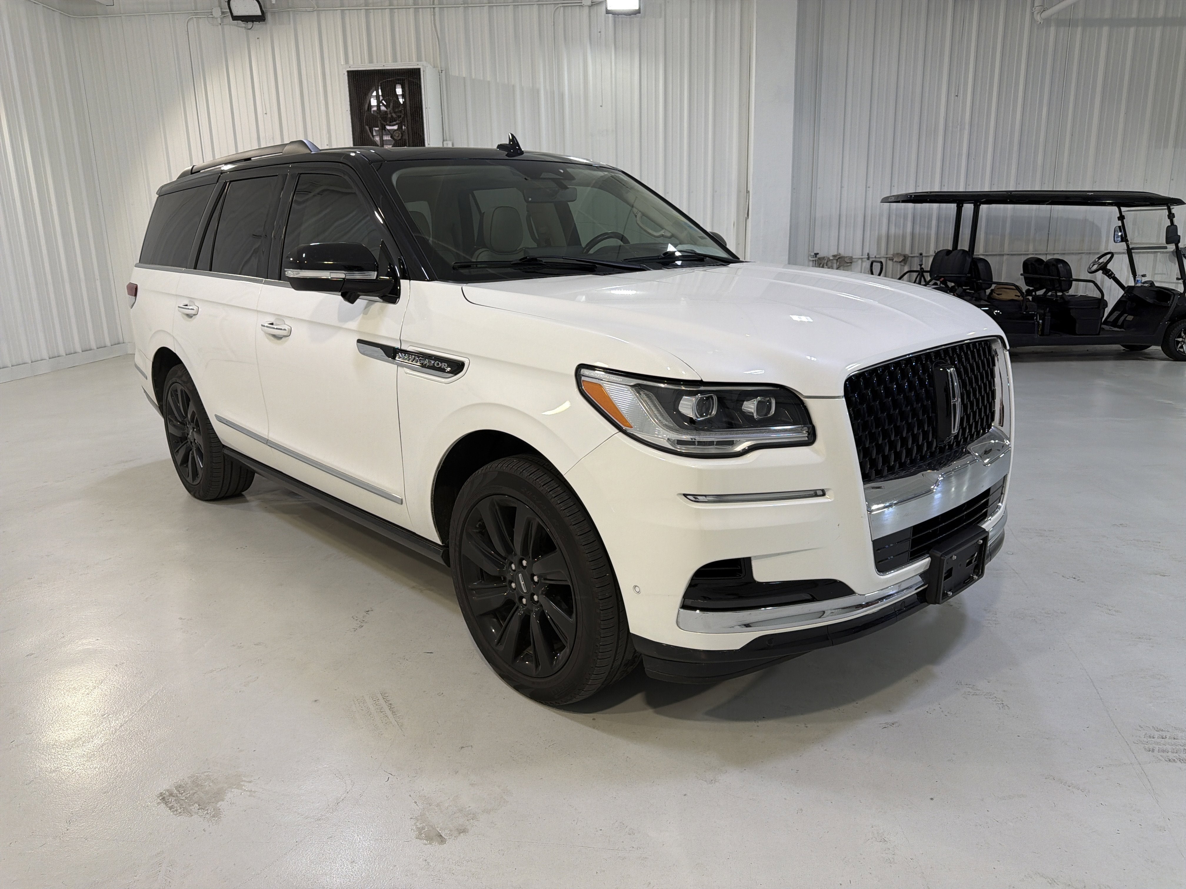 2023 Lincoln Navigator Black Label