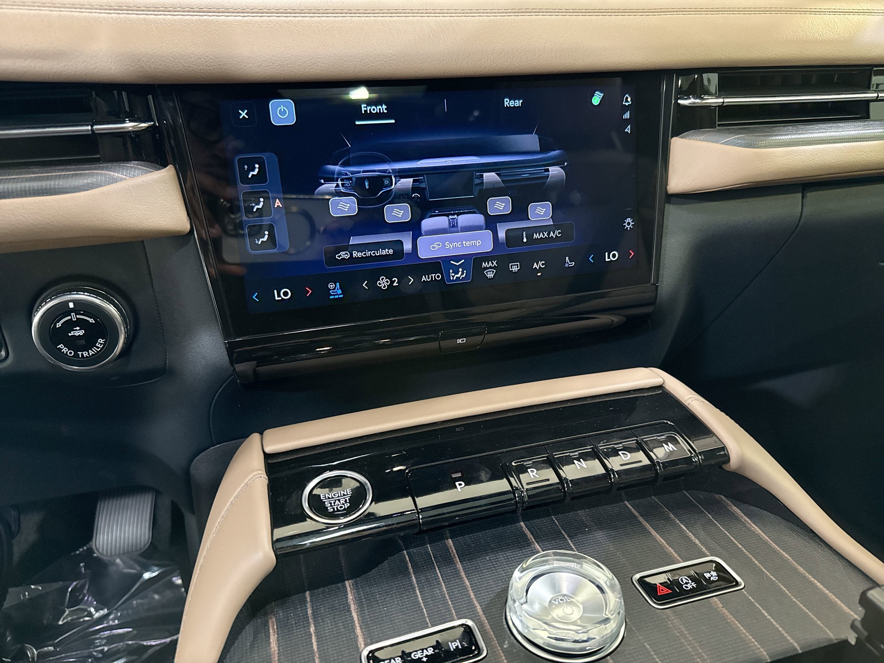 2025 Lincoln Navigator Black Label