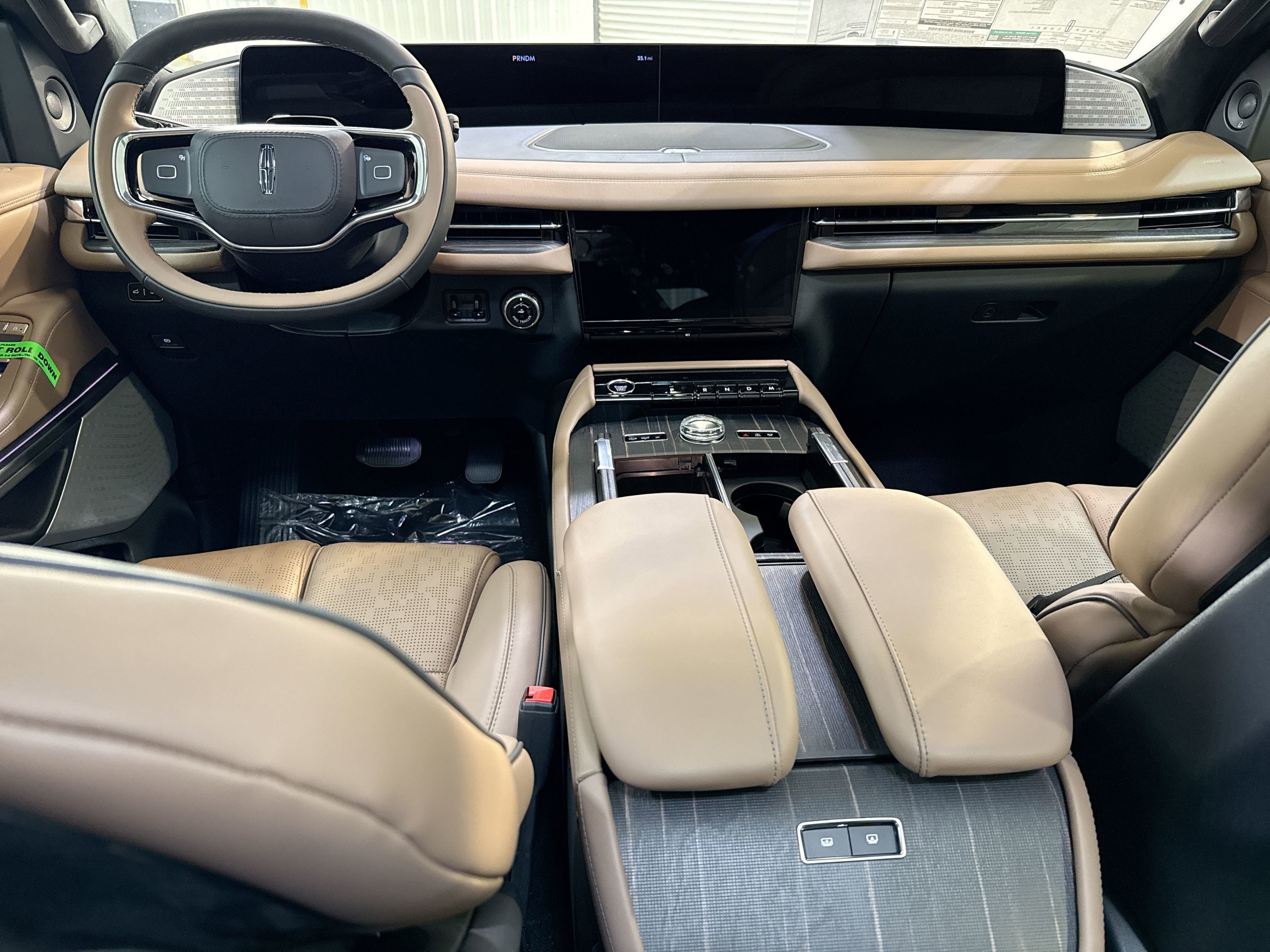 2025 Lincoln Navigator Black Label