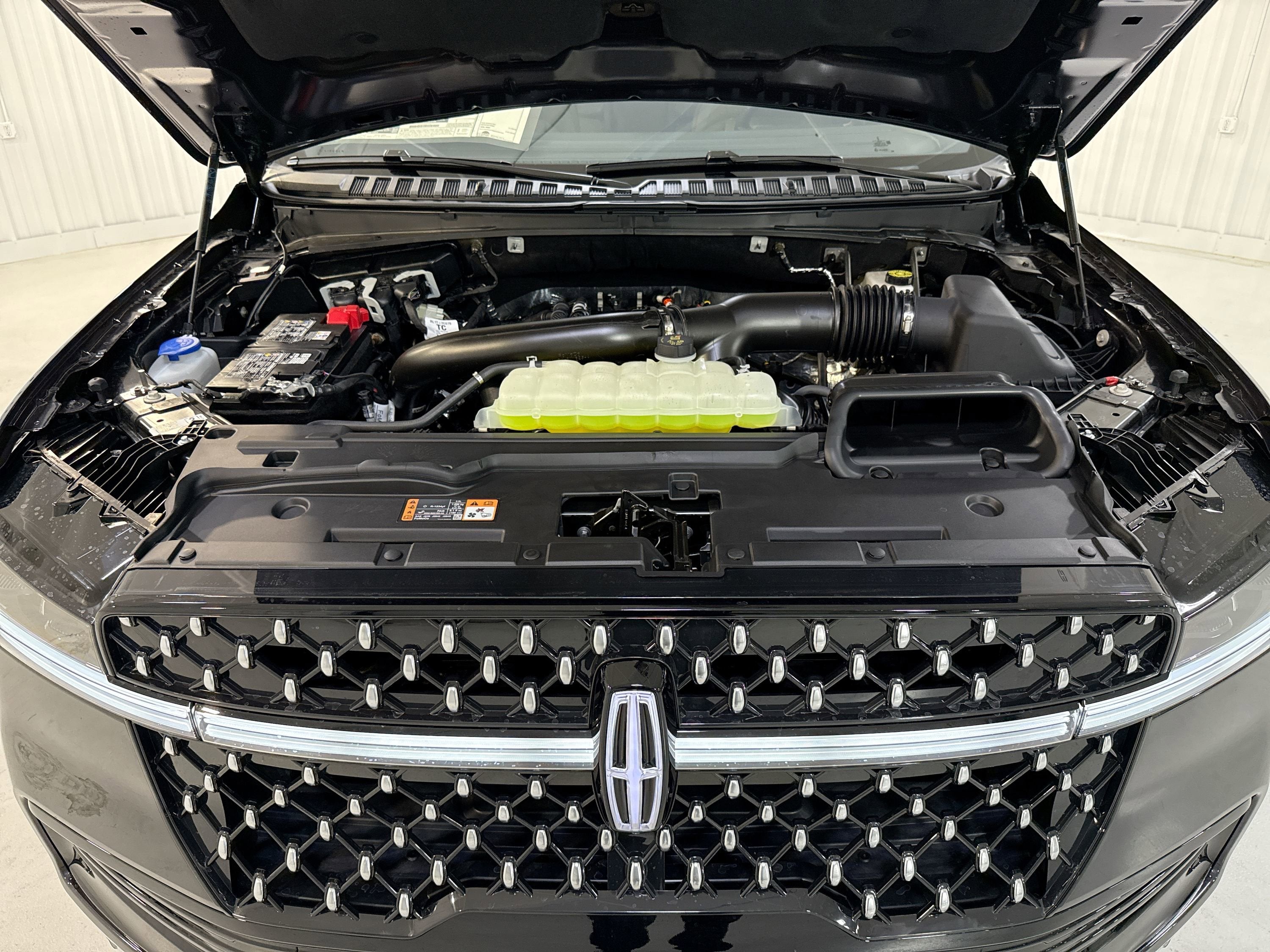 2025 Lincoln Navigator Black Label