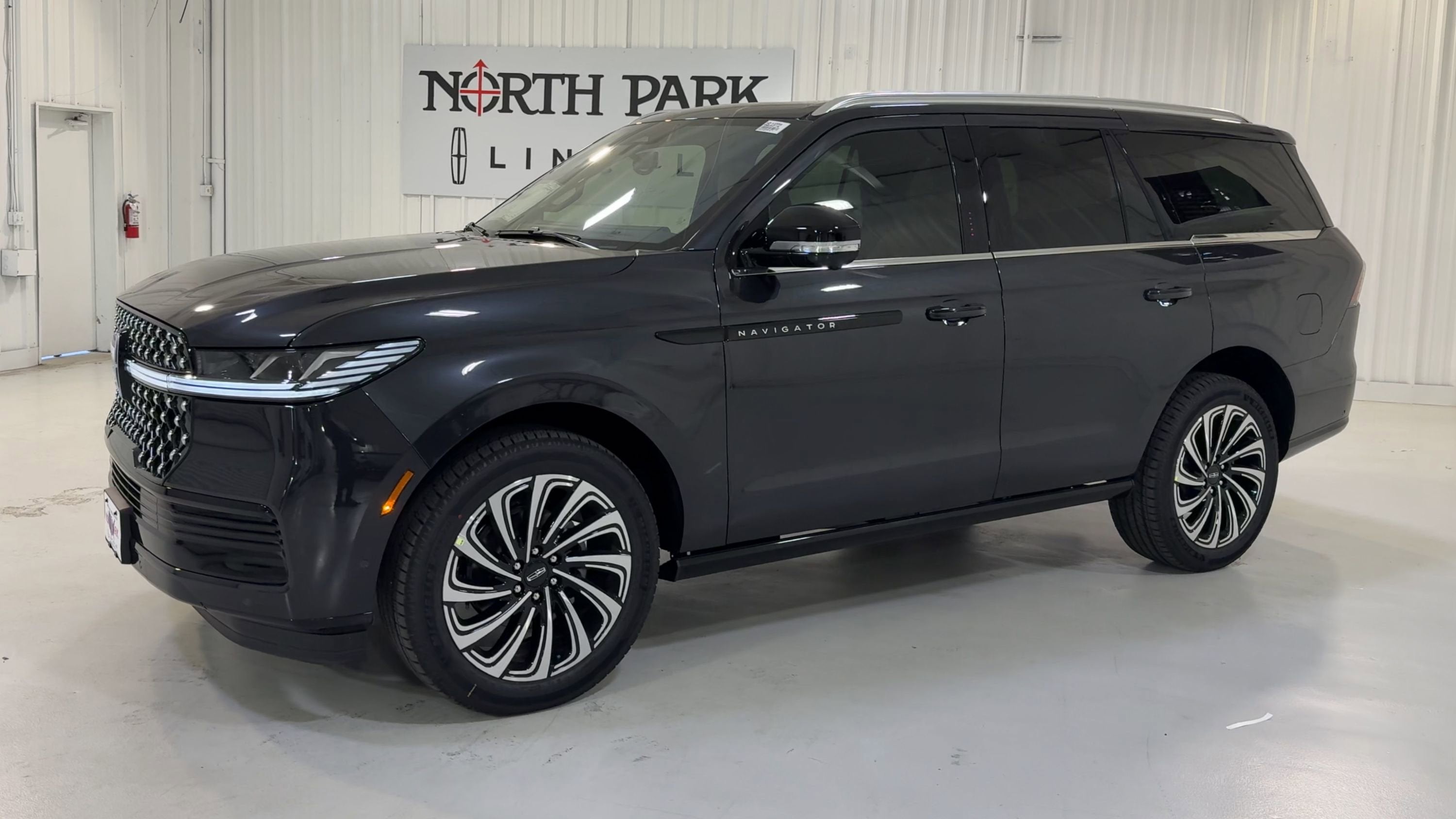 2025 Lincoln Navigator Black Label