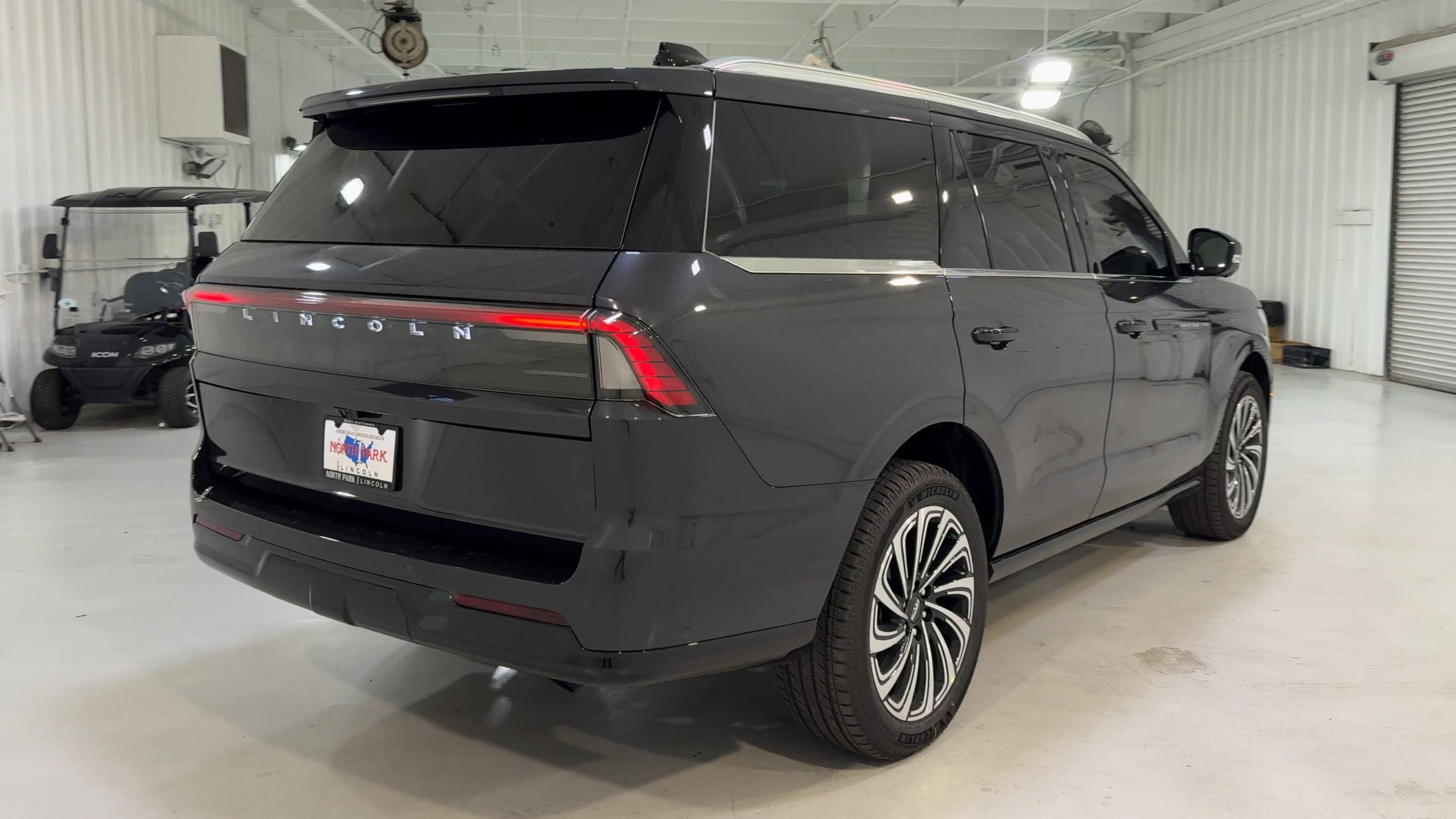 2025 Lincoln Navigator Black Label