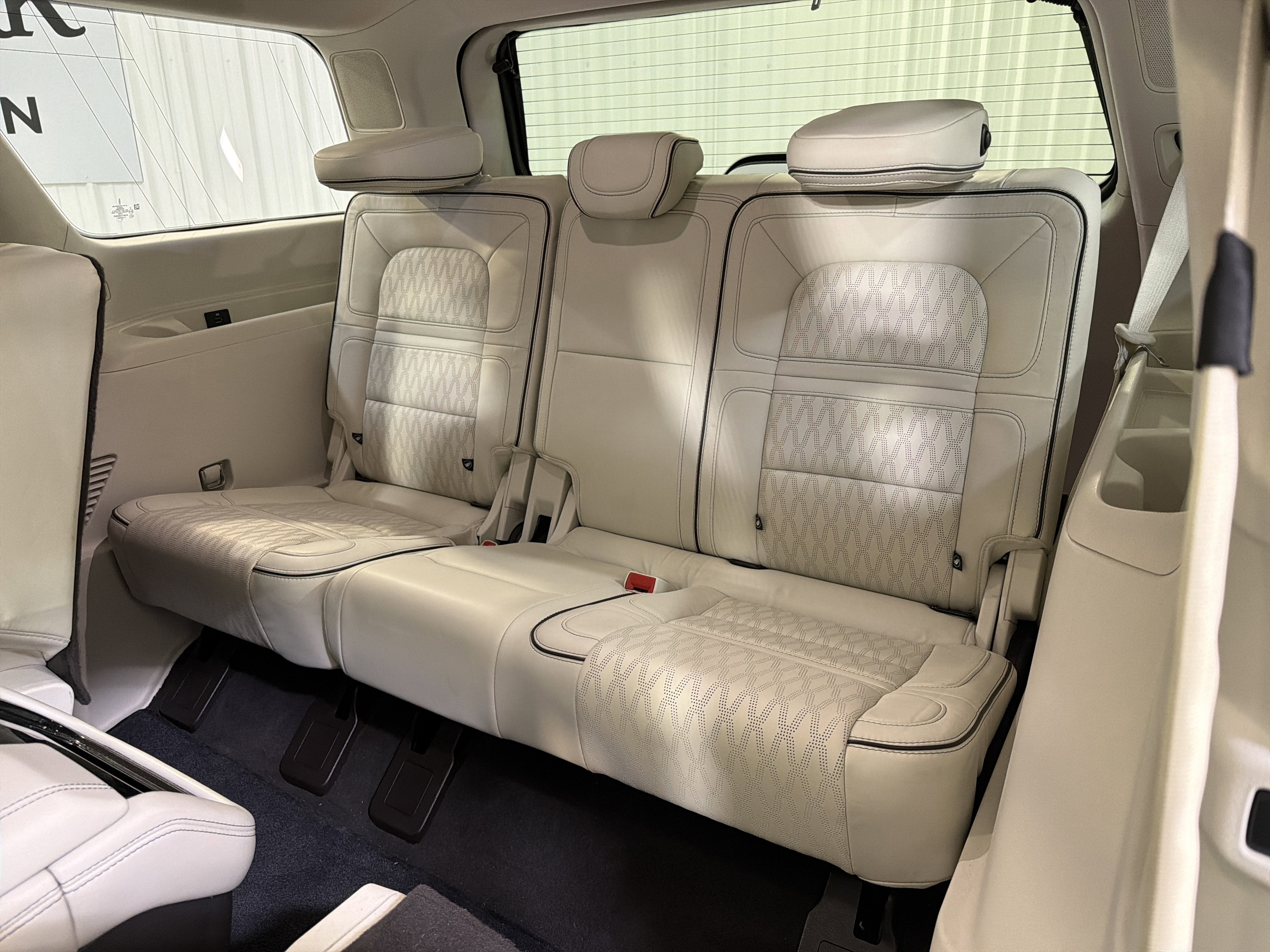 2020 Lincoln Navigator Black Label