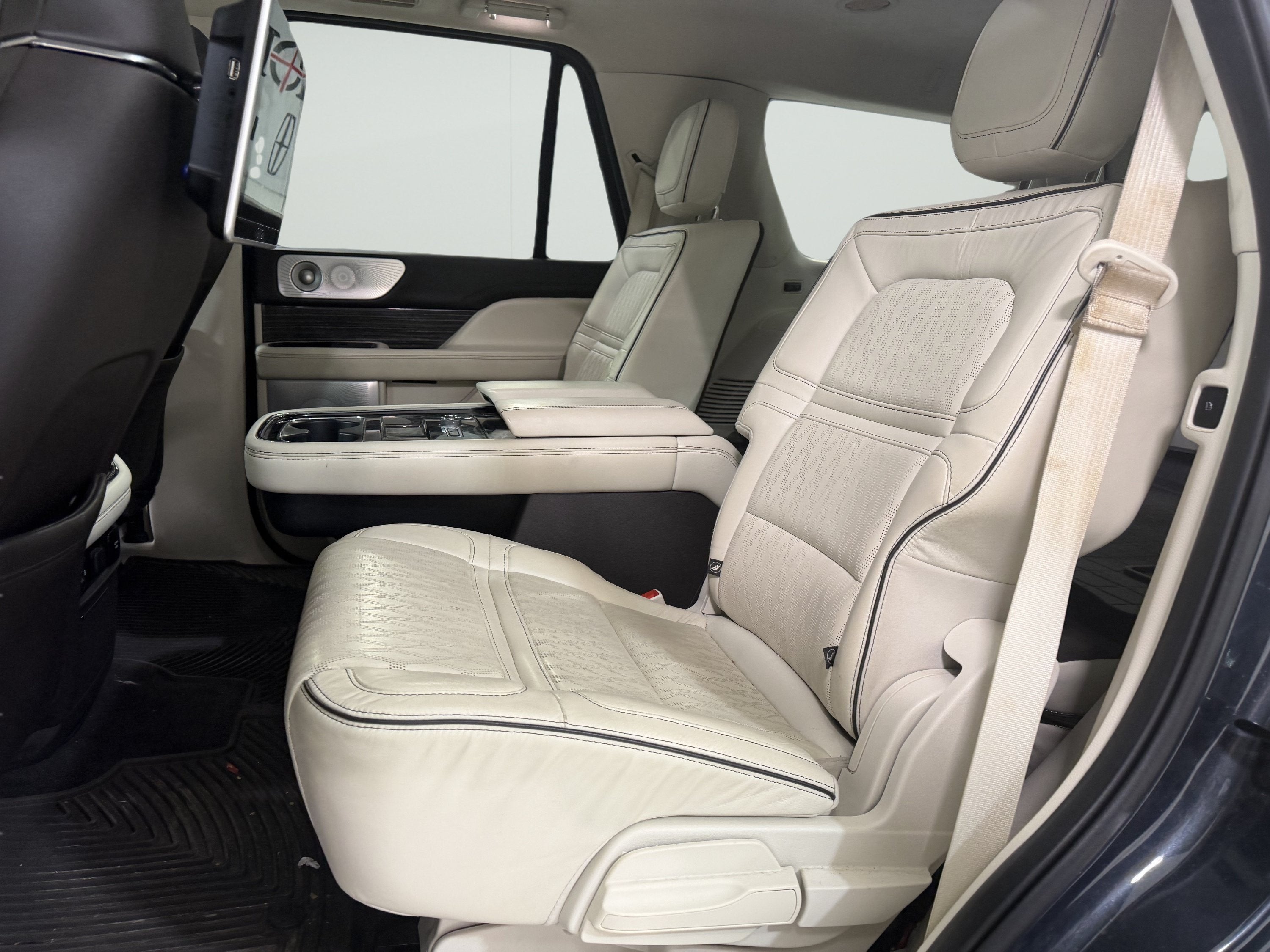 2021 Lincoln Navigator Black Label
