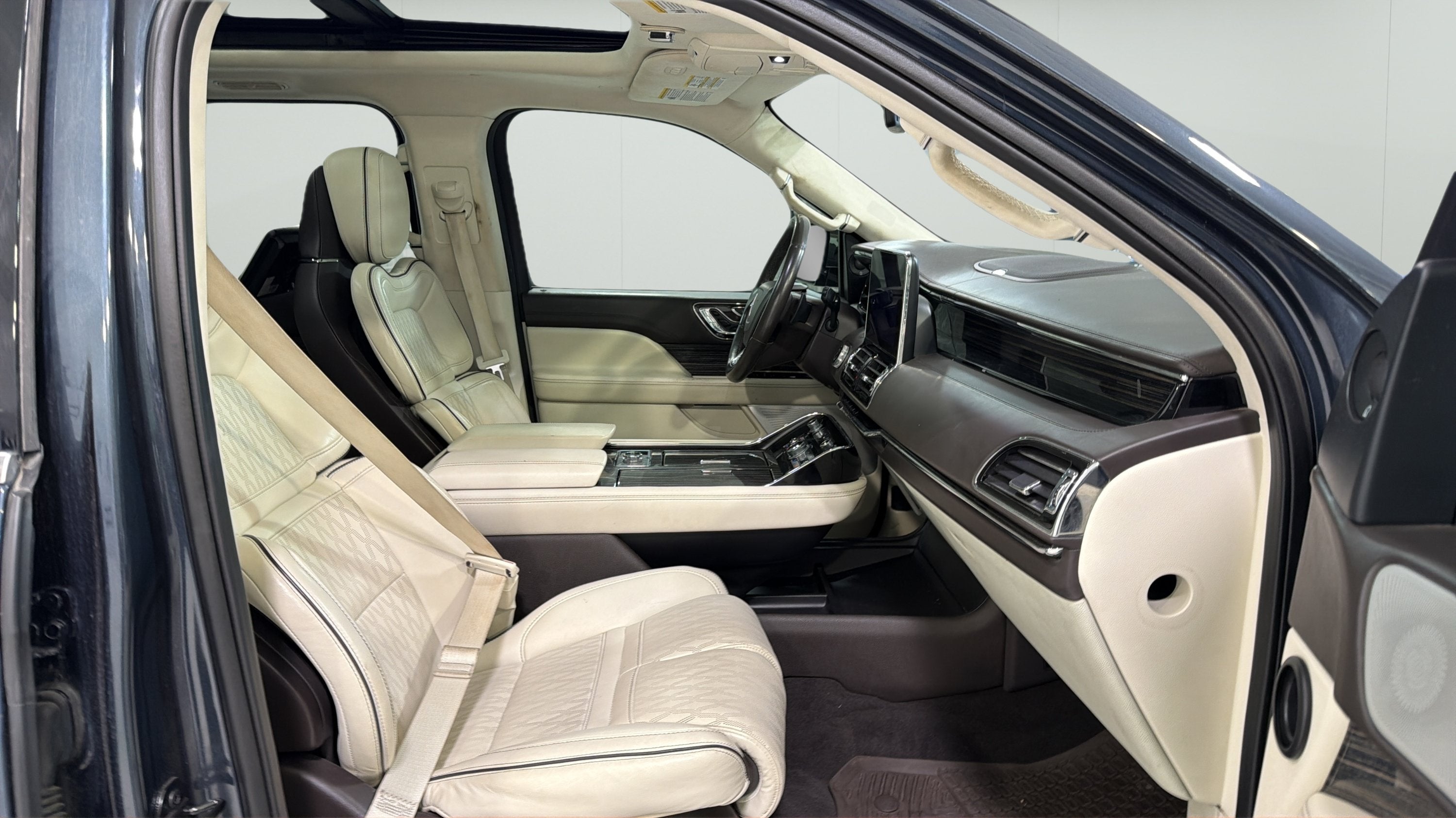 2021 Lincoln Navigator Black Label