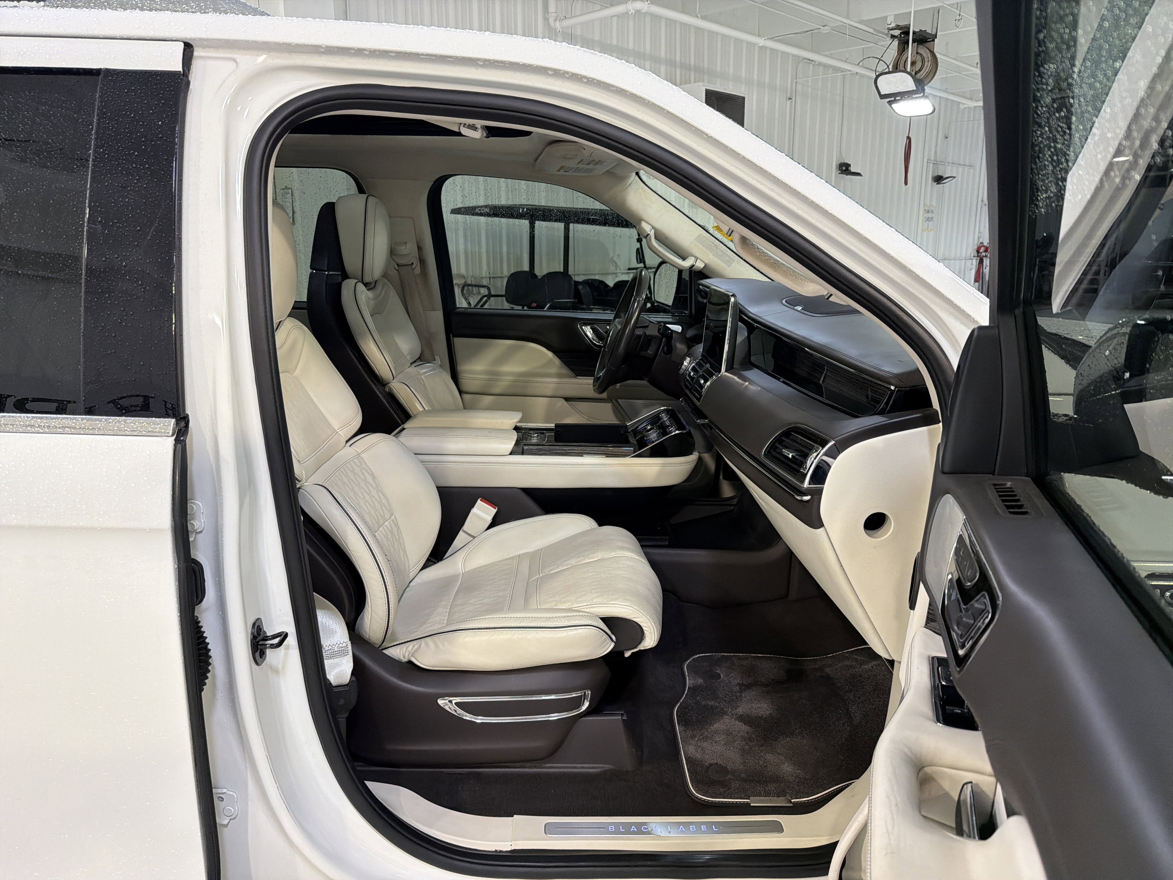 2020 Lincoln Navigator Black Label