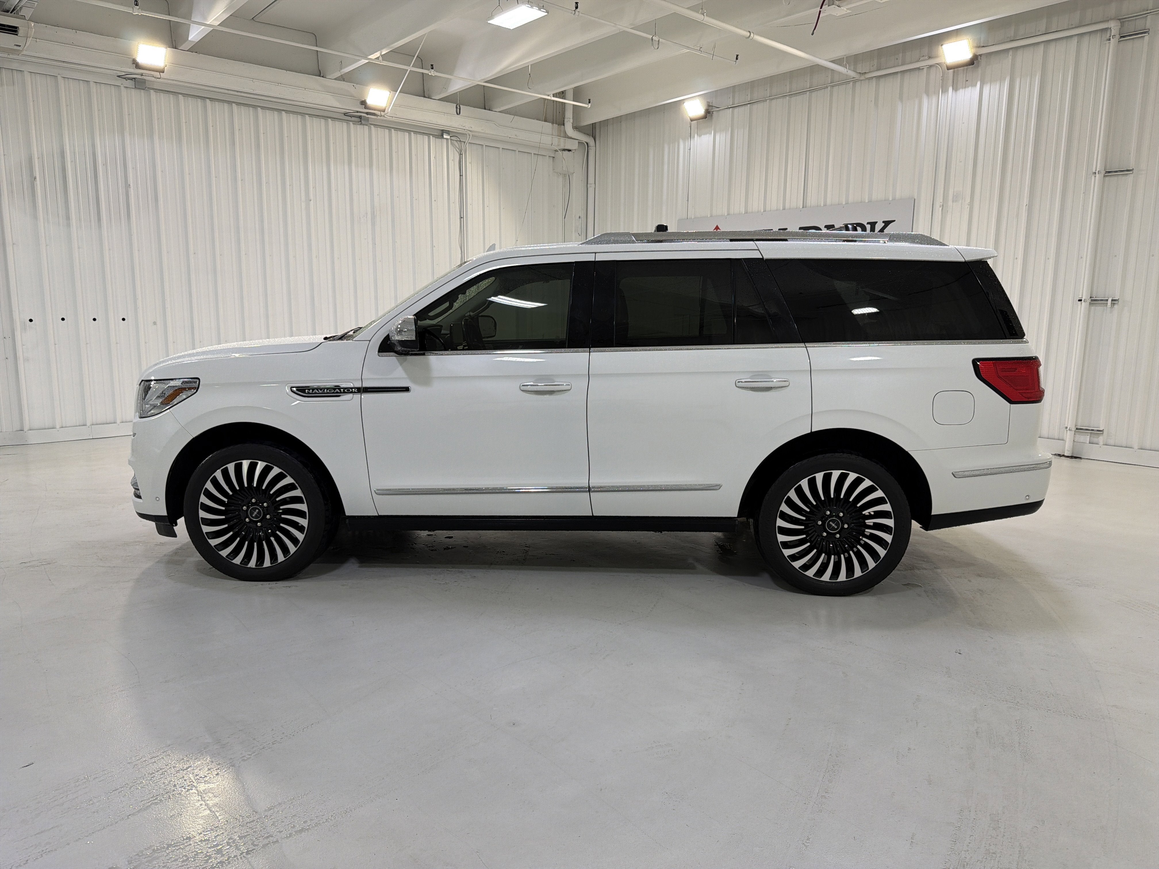 2020 Lincoln Navigator Black Label