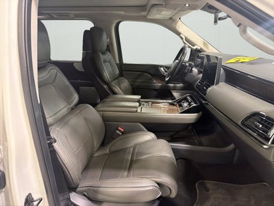 2022 Lincoln Navigator Black Label