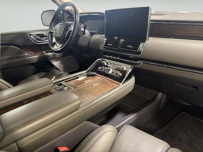 2022 Lincoln Navigator Black Label
