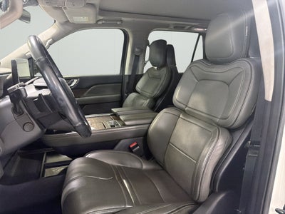 2022 Lincoln Navigator Black Label