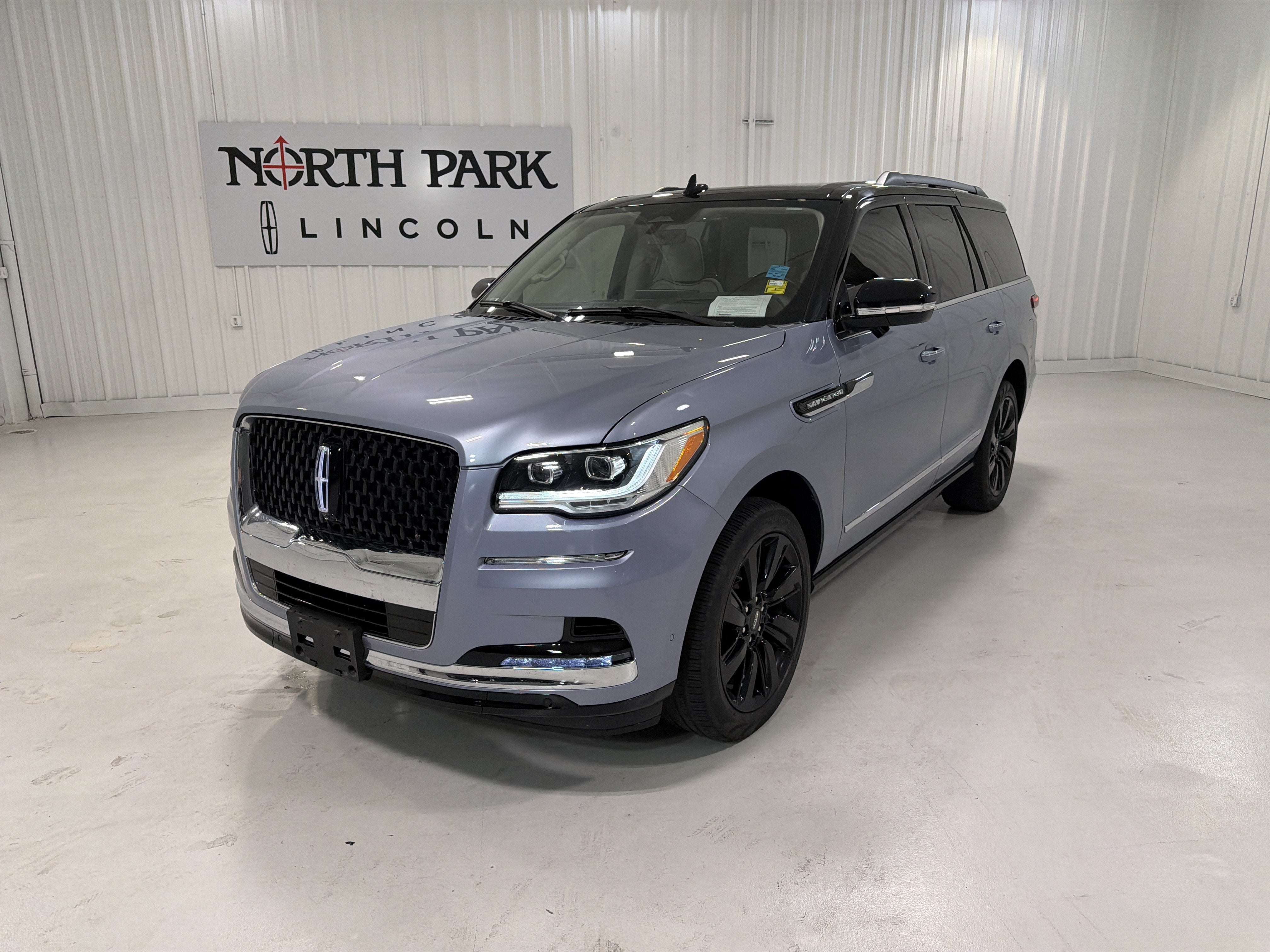 2022 Lincoln Navigator Black Label