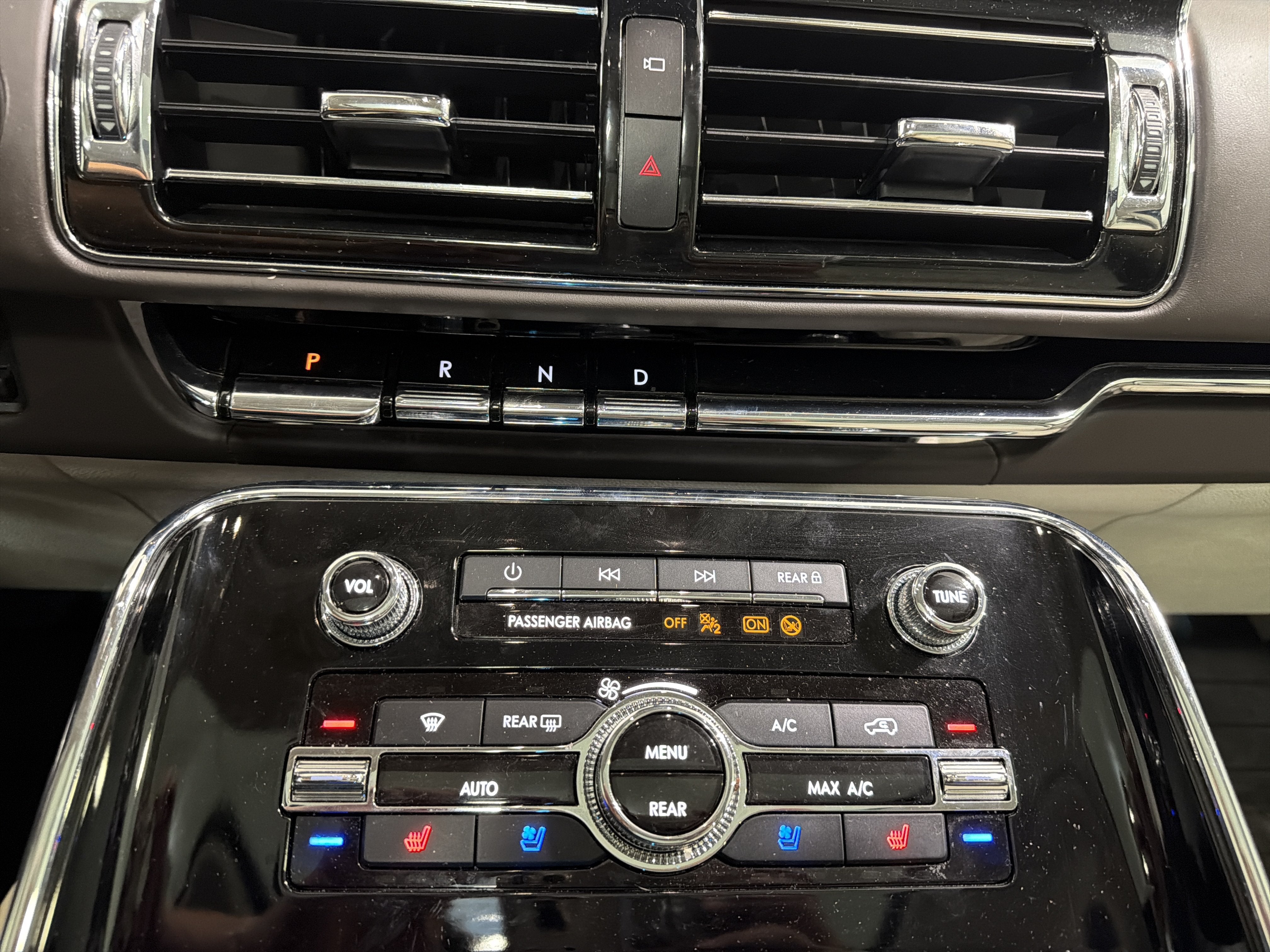 2022 Lincoln Navigator Black Label