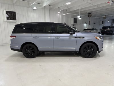 2022 Lincoln Navigator Black Label