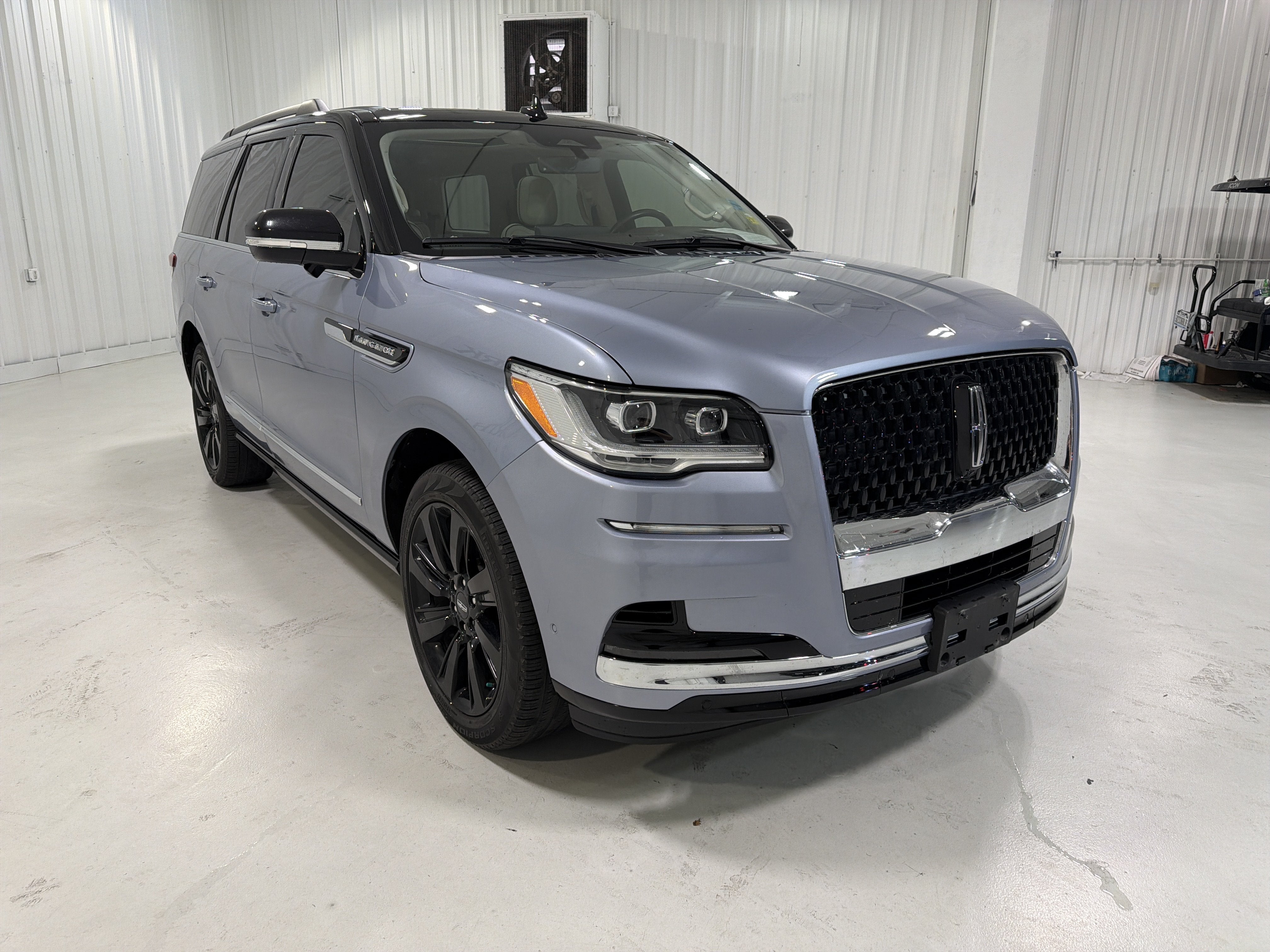 2022 Lincoln Navigator Black Label