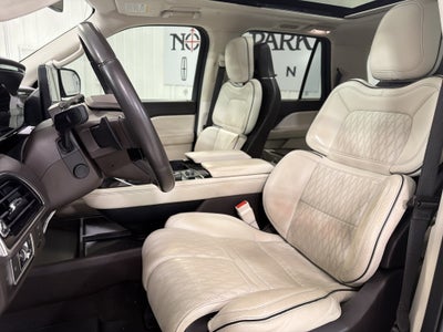 2022 Lincoln Navigator Black Label