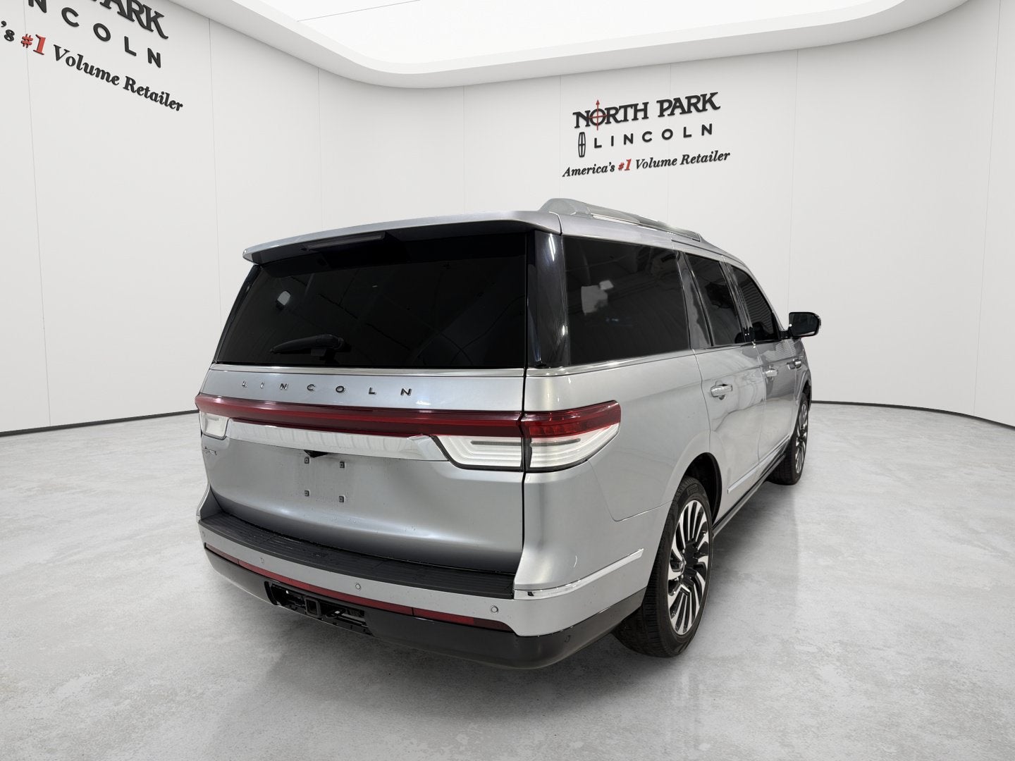 2022 Lincoln Navigator Black Label