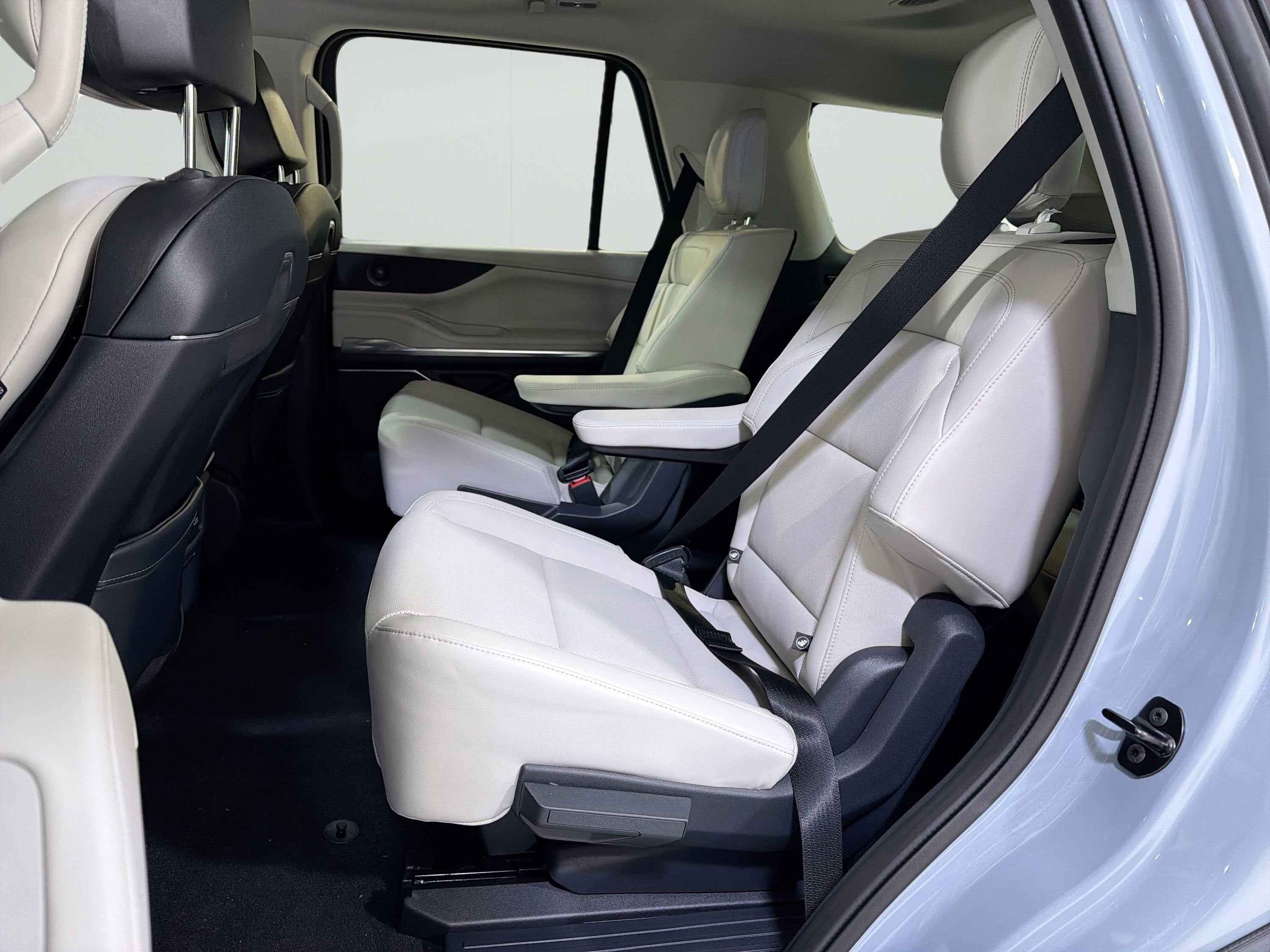 2026 Lincoln Navigator Premiere