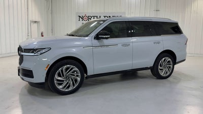 2026 Lincoln Navigator Premiere