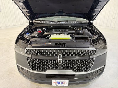 2026 Lincoln Navigator Premiere
