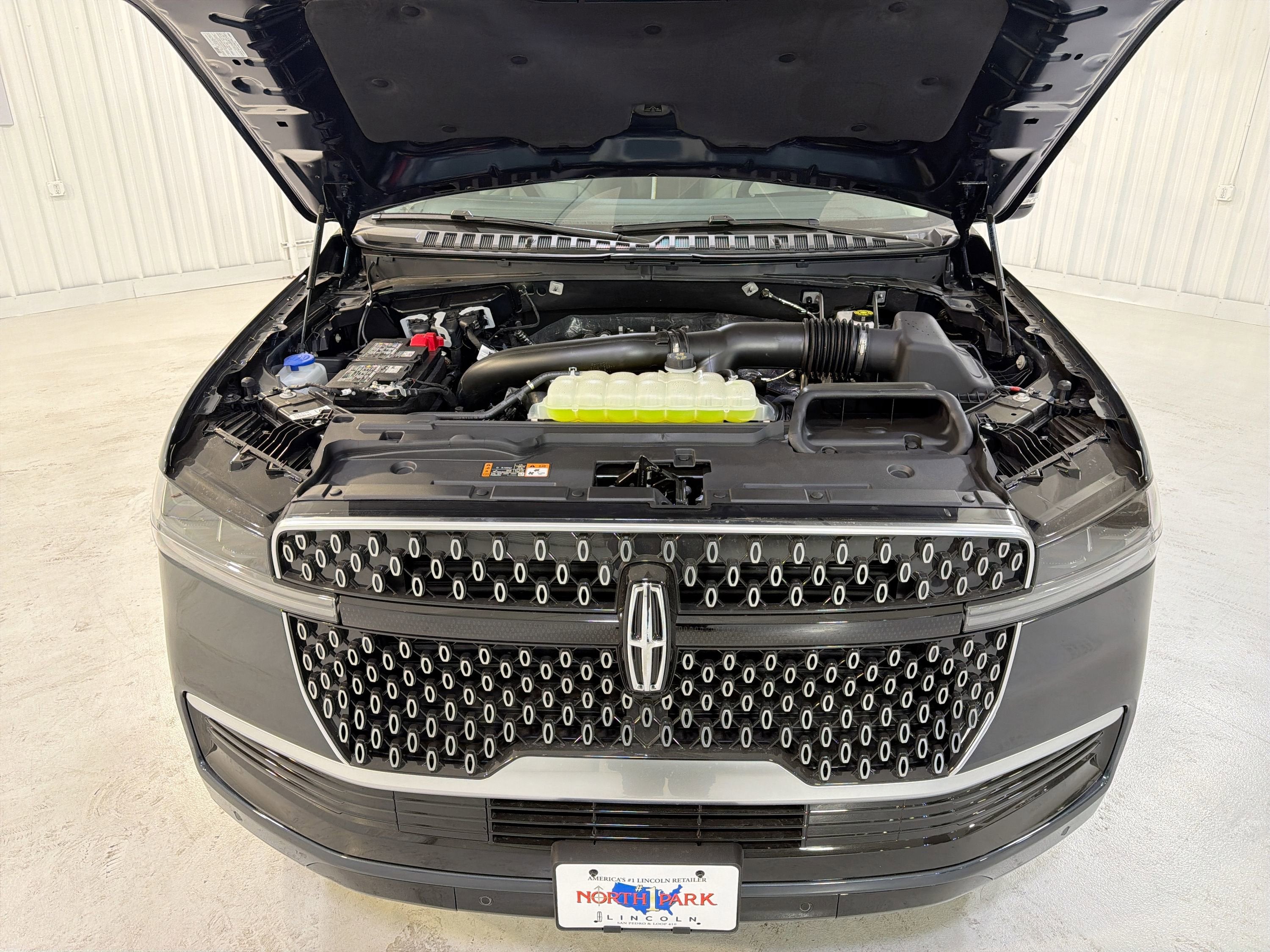 2026 Lincoln Navigator Premiere