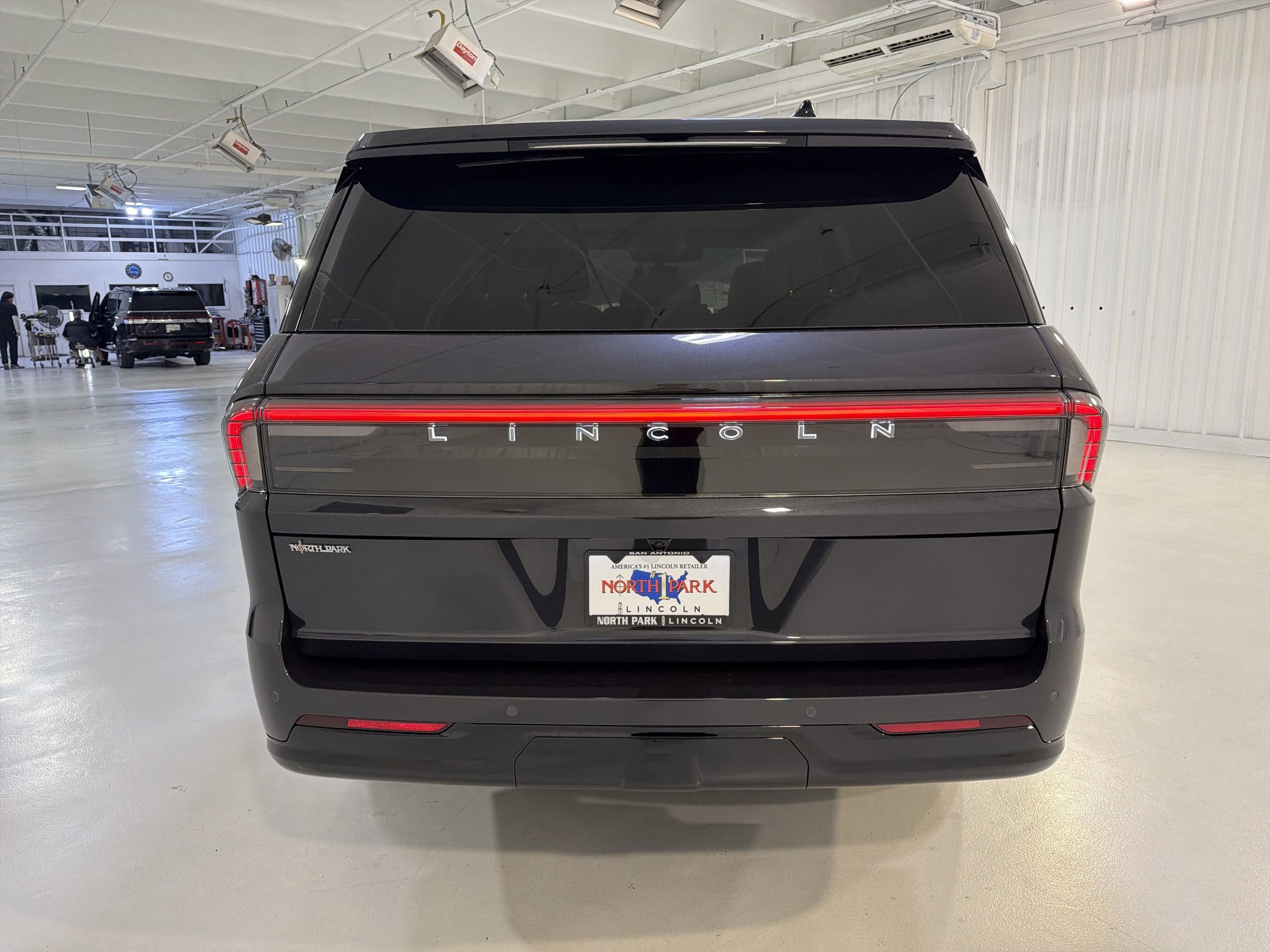 2026 Lincoln Navigator Premiere