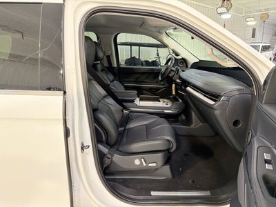 2026 Lincoln Navigator Premiere