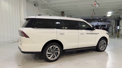 2026 Lincoln Navigator Premiere