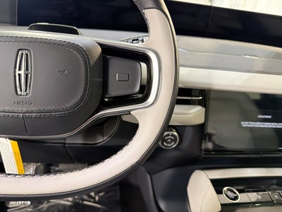 2026 Lincoln Navigator Premiere