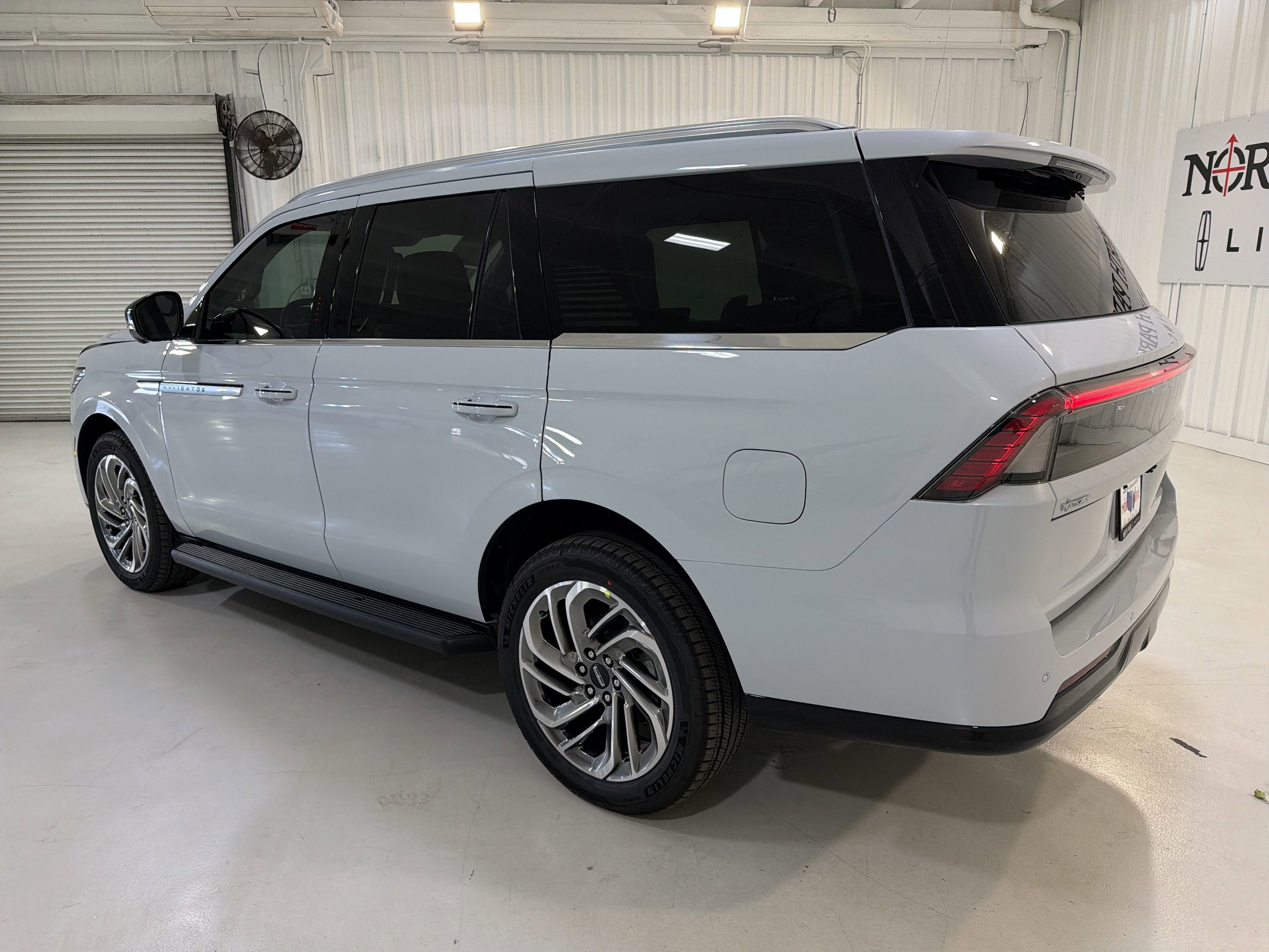 2026 Lincoln Navigator Premiere