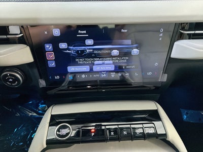 2026 Lincoln Navigator Premiere