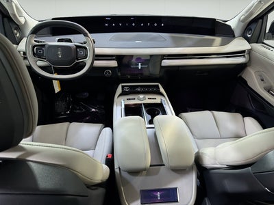 2026 Lincoln Navigator Premiere
