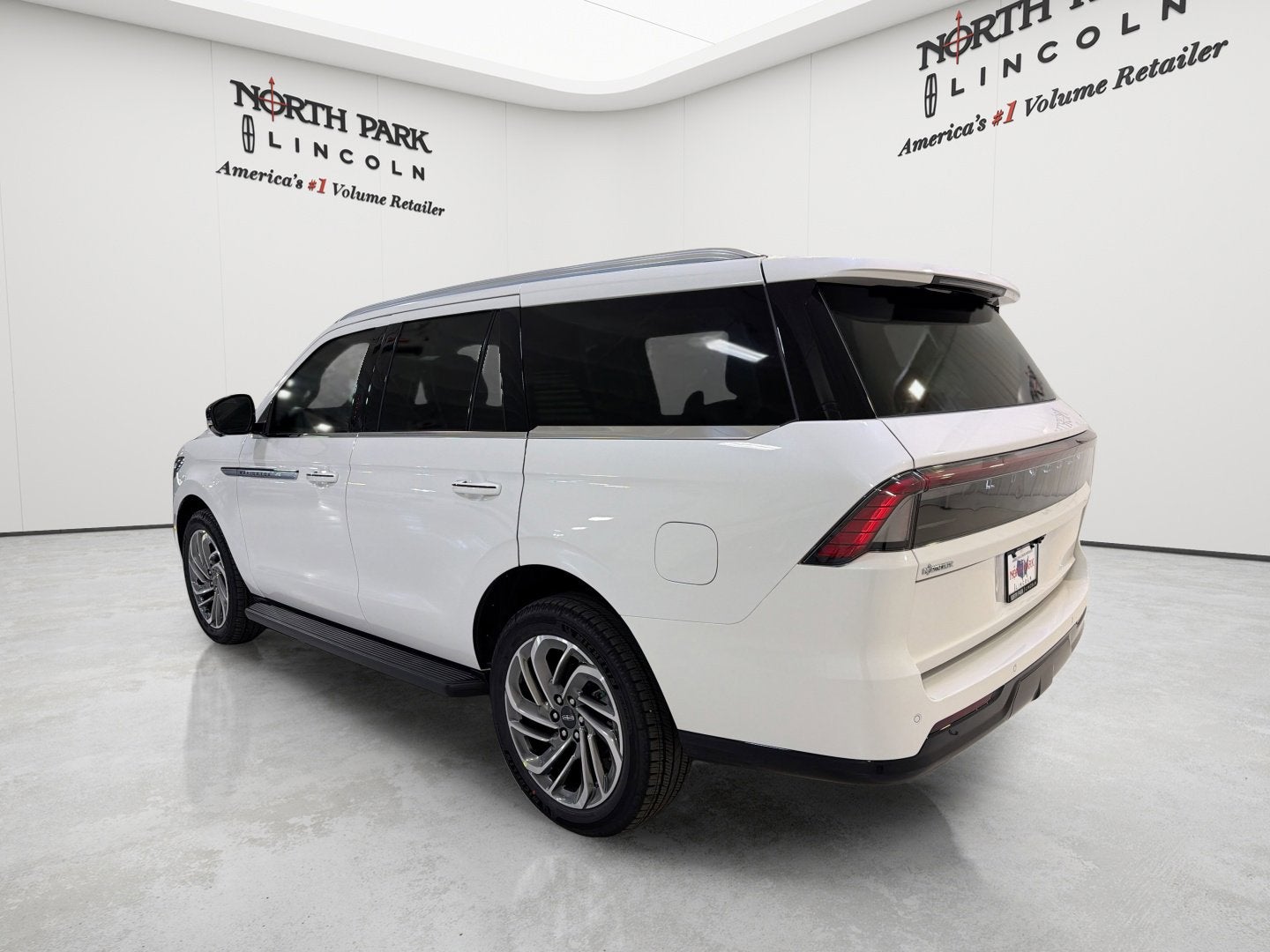 2026 Lincoln Navigator Premiere