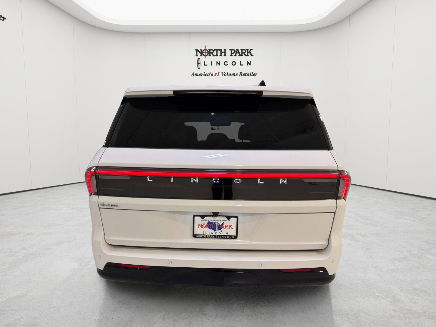 2026 Lincoln Navigator Premiere