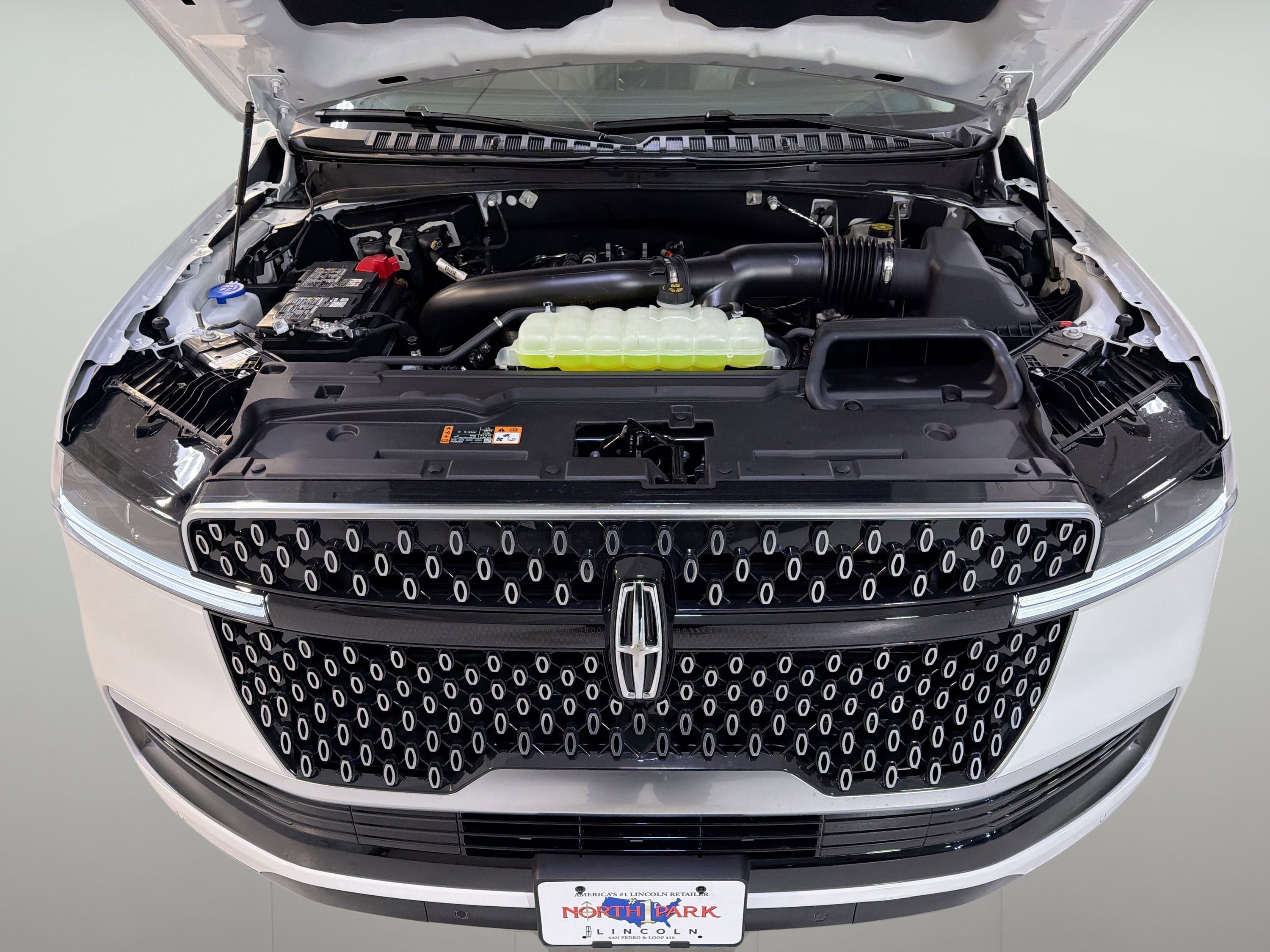 2026 Lincoln Navigator Premiere