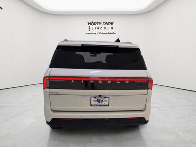 2026 Lincoln Navigator Premiere