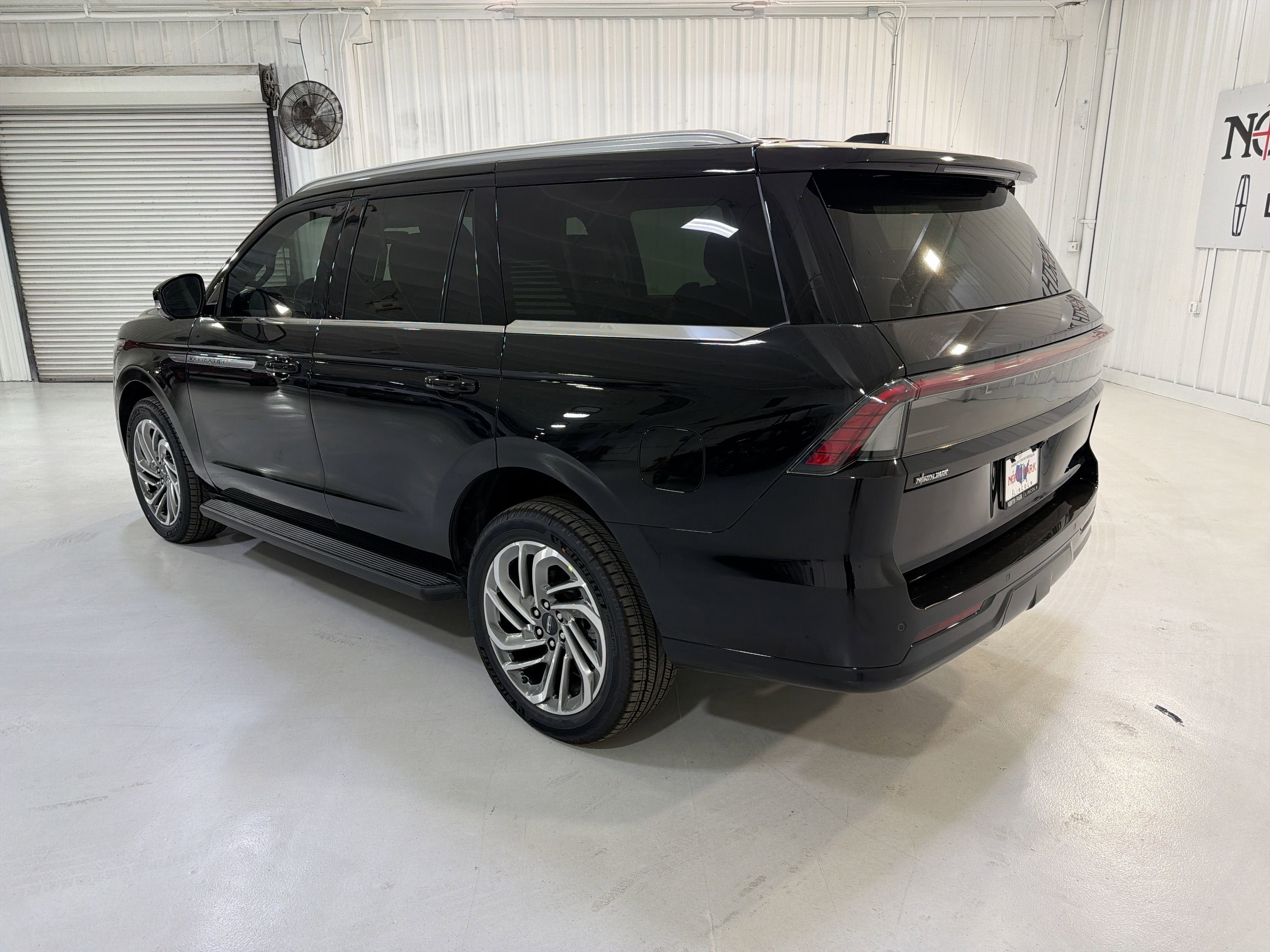 2026 Lincoln Navigator Premiere