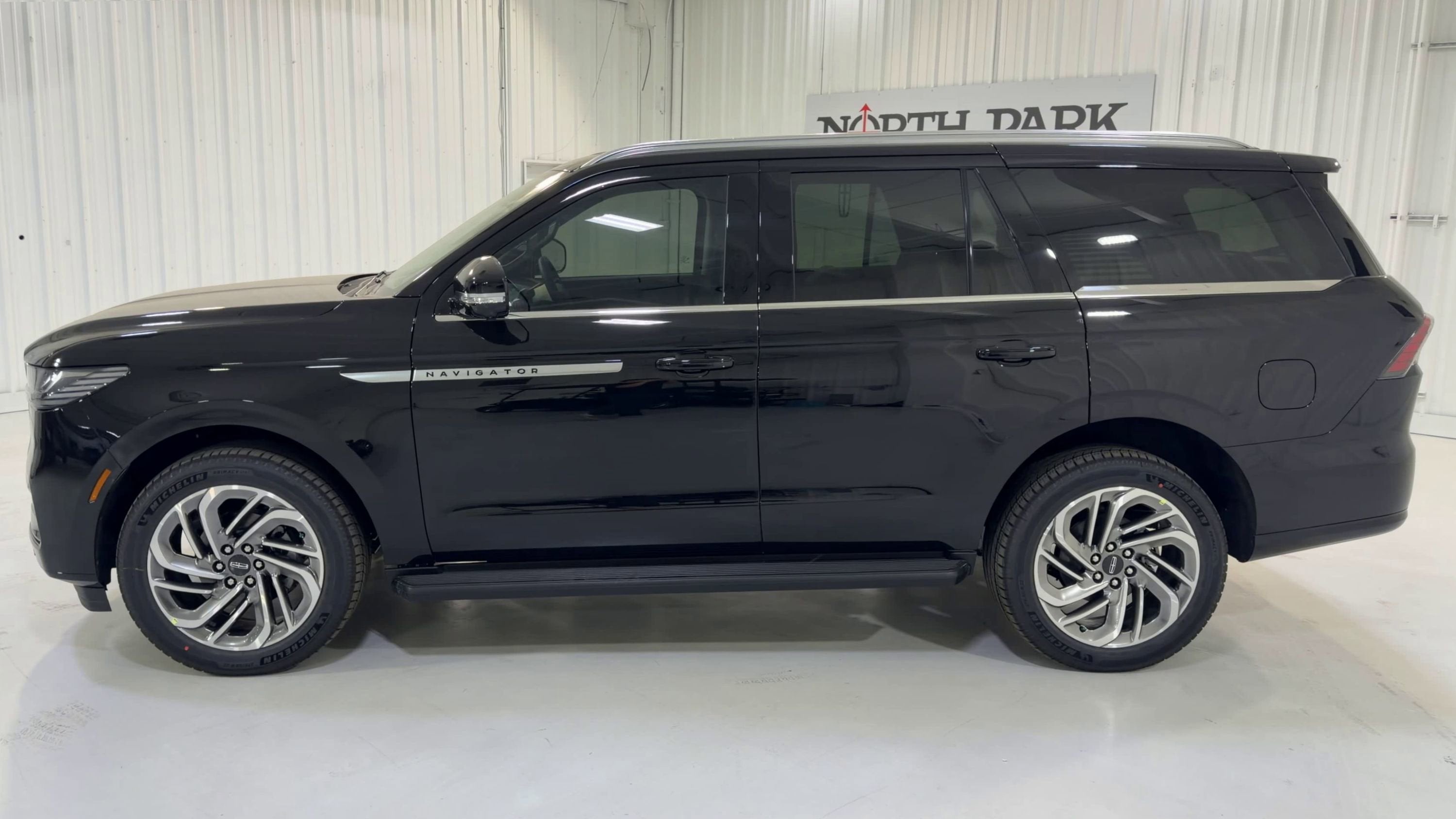 2026 Lincoln Navigator Premiere