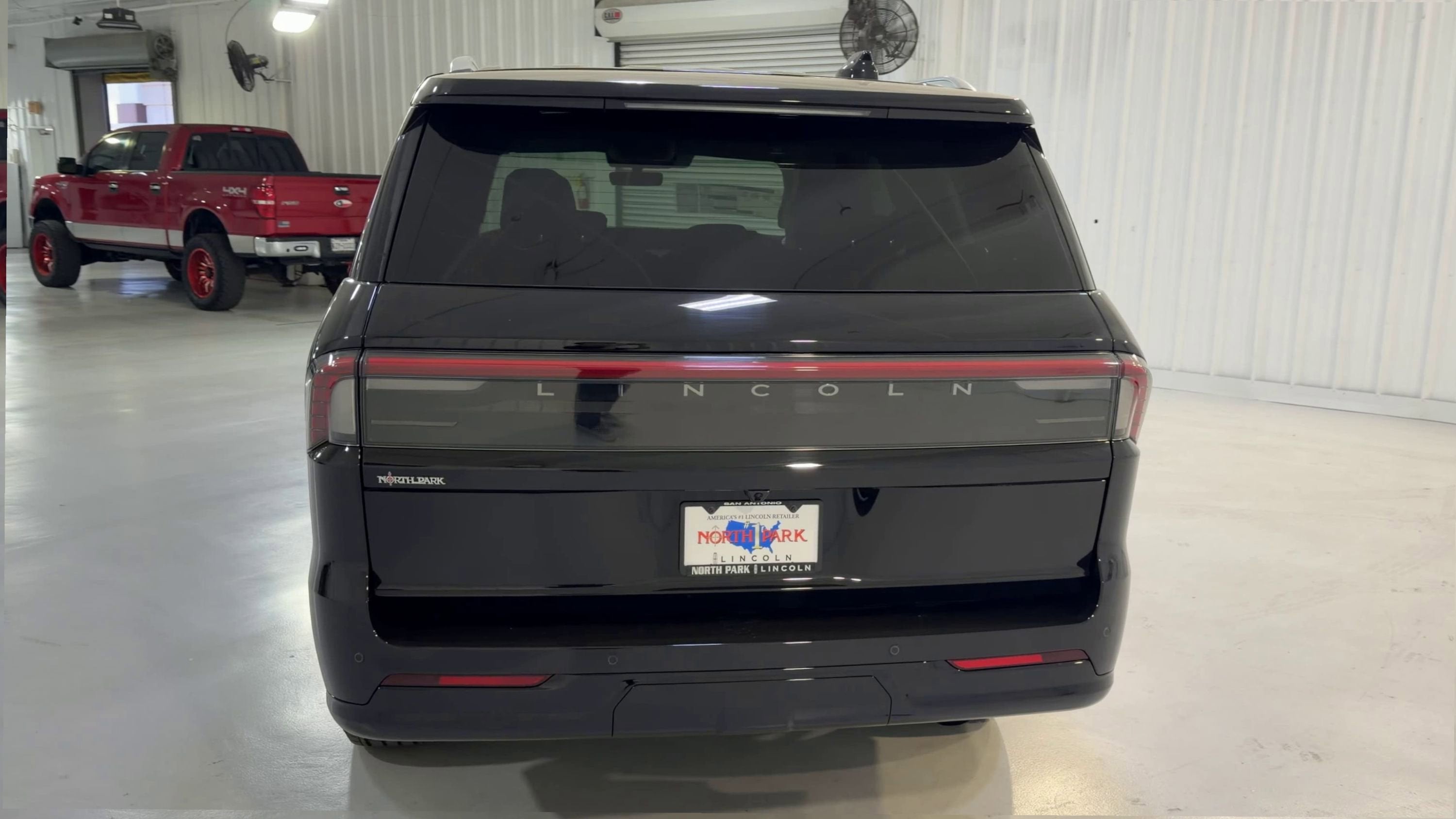 2026 Lincoln Navigator Premiere